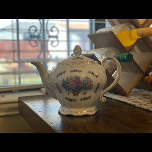 Ucagco Ceramic Japan Tea Pot with music box